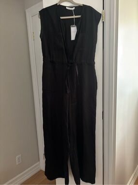 Sleeveless Black linen Jumpsuit with Tie Waist